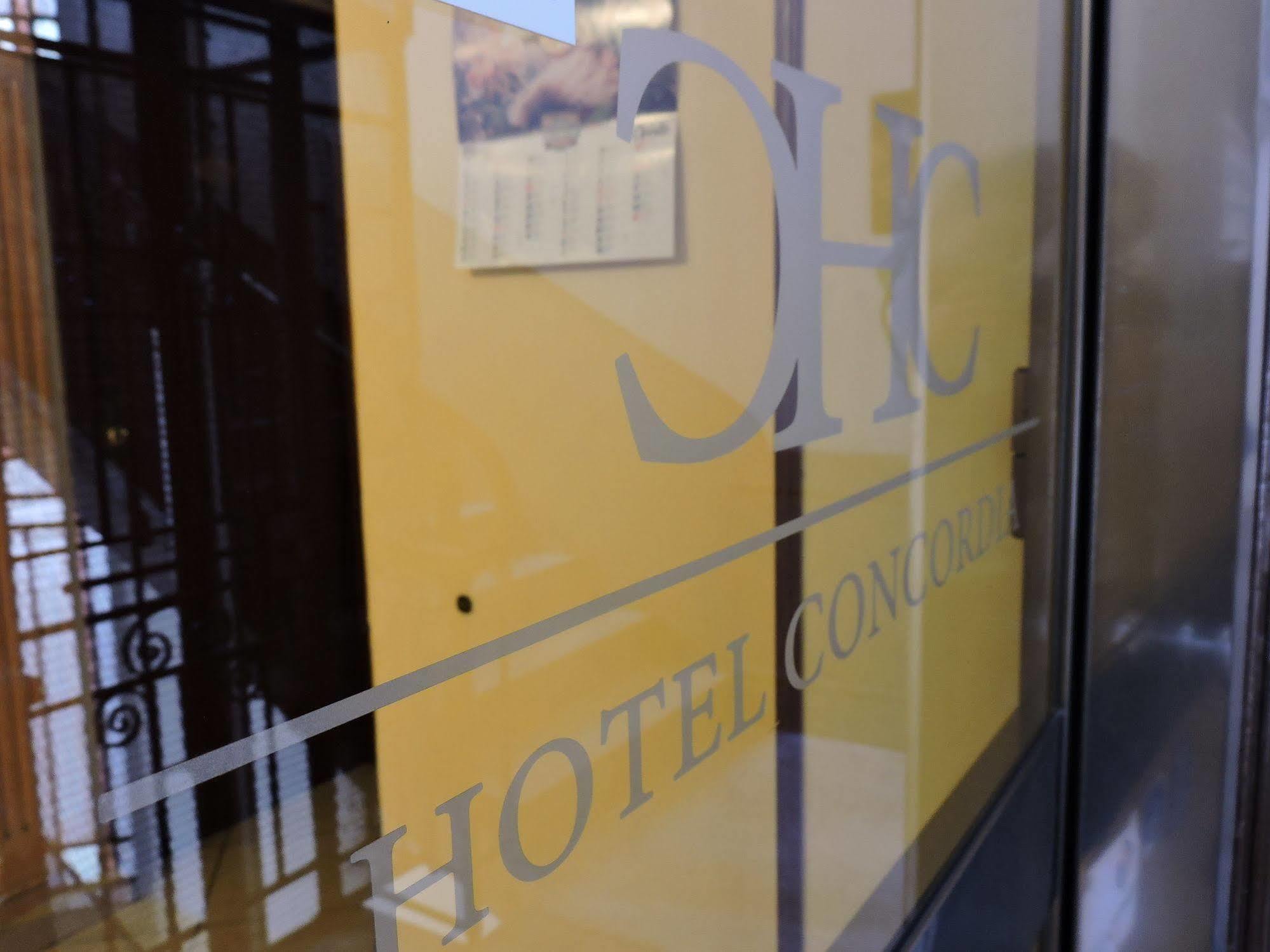 Hotel Concordia Палермо Екстериор снимка